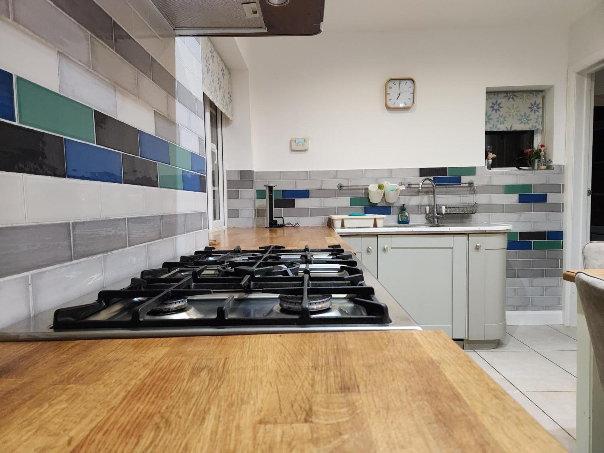 Elmdon House With 4 Spacious Bedrooms To Choose 伯明翰 外观 照片